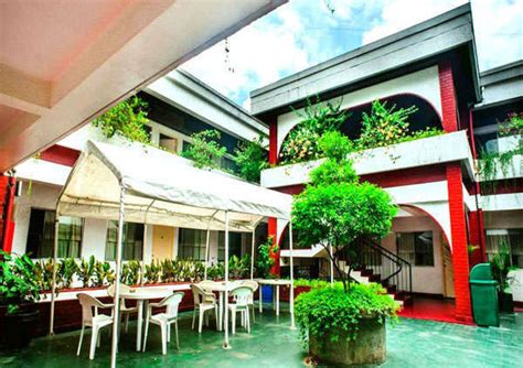 Apartments for Rent in Manila .